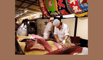 11月も開催！【まぐろ解体ショー】〜横浜みなとみらい万葉倶楽部〜の画像