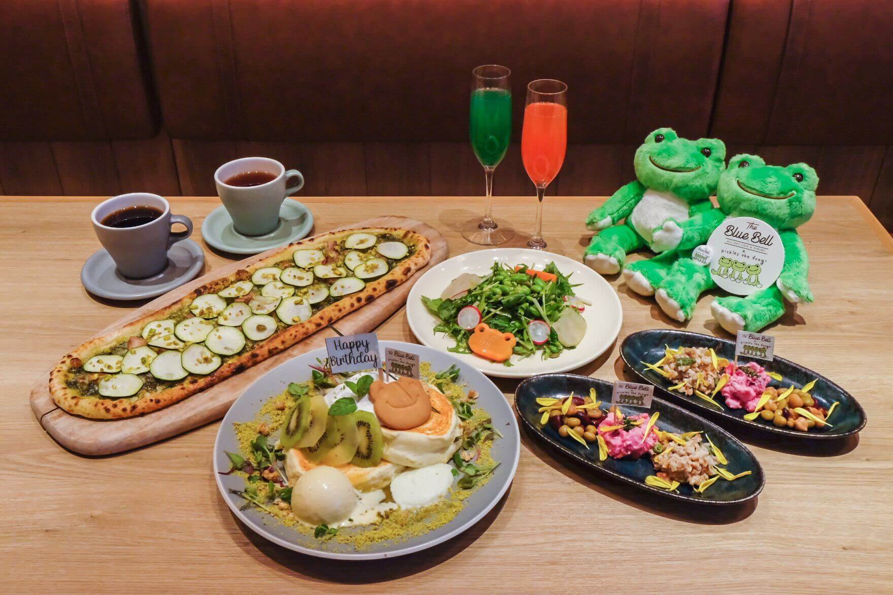 みなとみらい「The Blue Bell」×「かえるのピクルス」コラボカフェ “6月限定”かえるのピクルスバースデースペシャルメニューが登場！