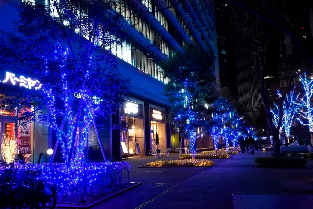 光と音を楽しめる“CHRISTMAS FESTIVAL”を 2 日間限定で開催