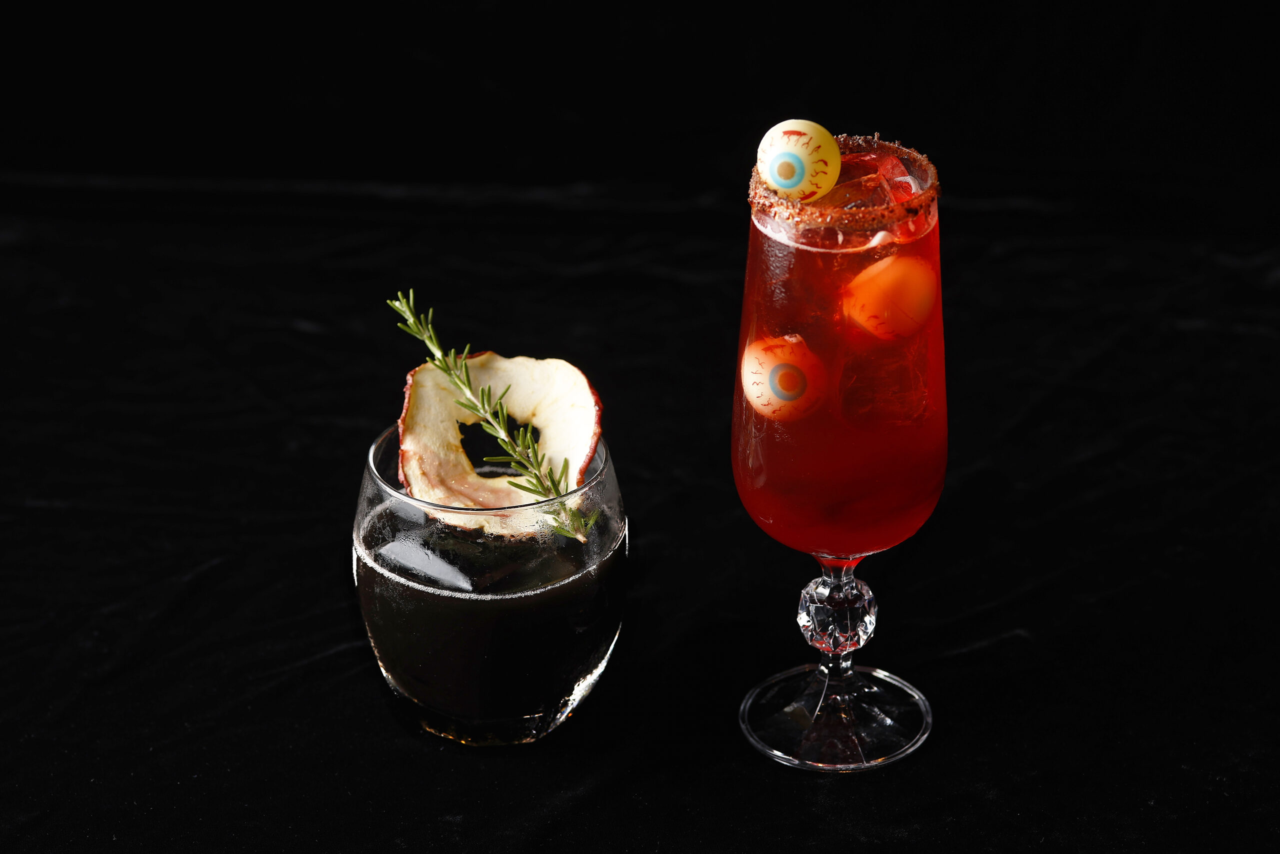 ＜魅惑の夜＞Halloween Cocktails　10/20(月)～10/31(金)の期間限定で提供