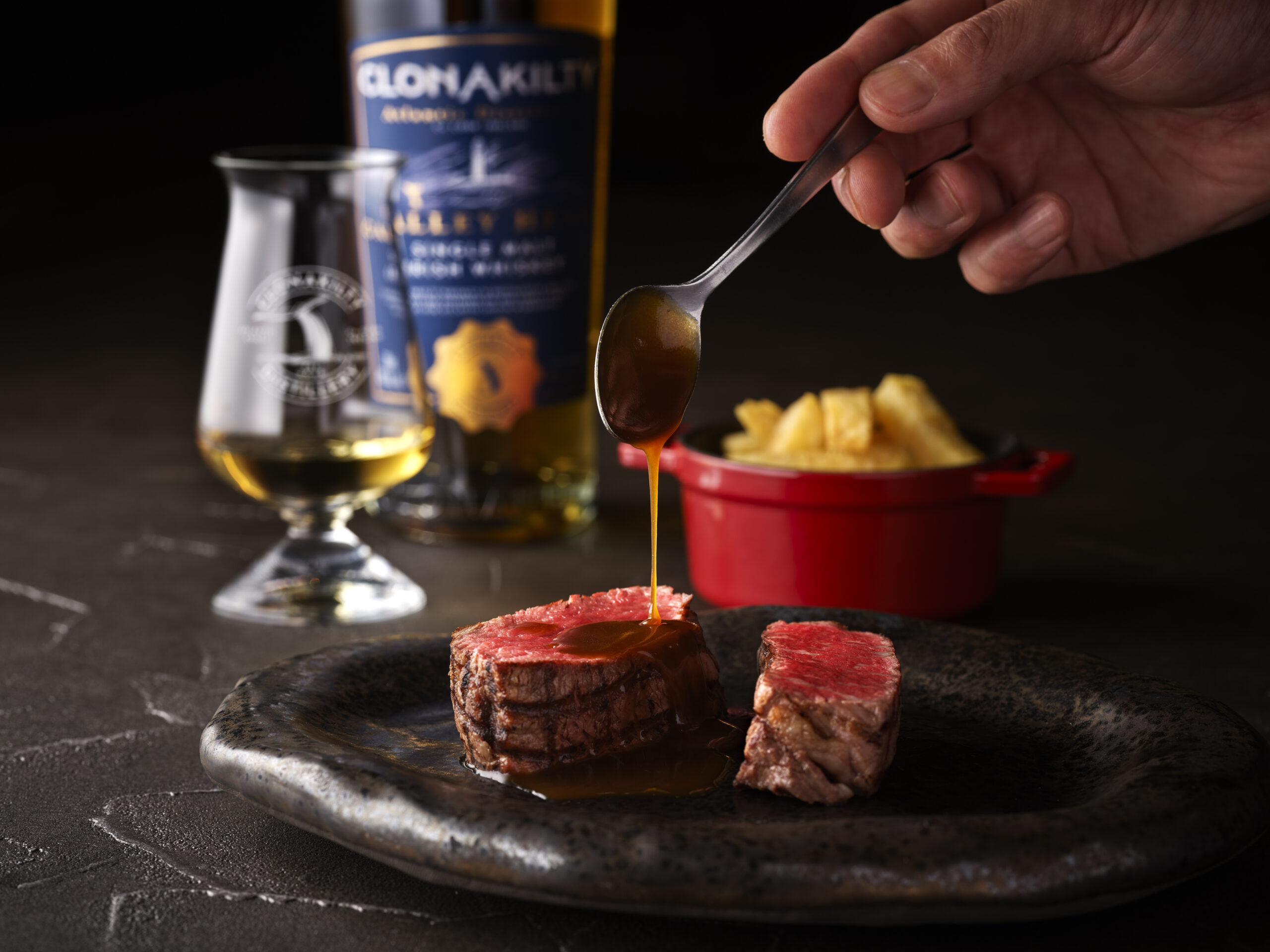 ウィスキーとビーフが織りなす『冬のマリアージュディナー』、『アイリッシュウィスキーを使ったカクテル』を11月限定で提供