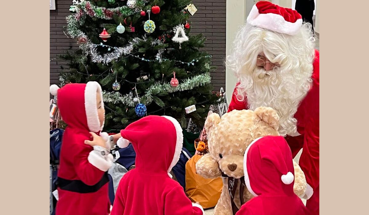 忘れられないクリスマスをすべての子どもたちへ　「クリスマスチャリティーギフト」募集（12/1〜12/15）の写真